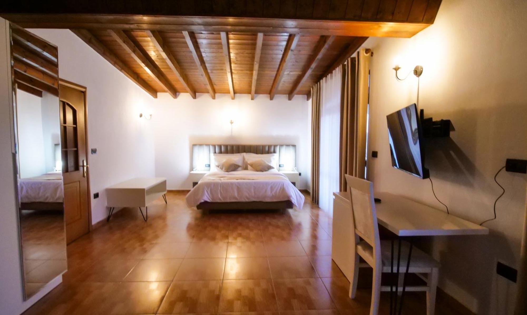 Vila Malasi Berat Ngoại thất bức ảnh
